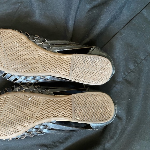 Huarache sandal black leather size 7 - Picture 2 of 4